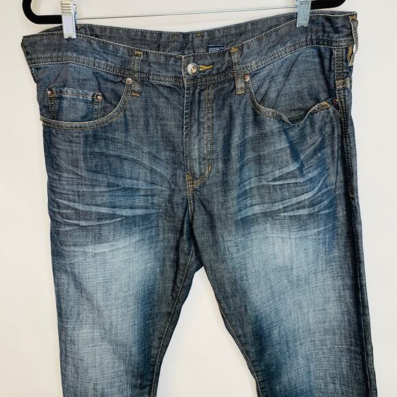 Buffalo Lengendary King Basic Jean  Sz 36 x 32 Whiskering Detailed Pockets - Picture 4 of 8